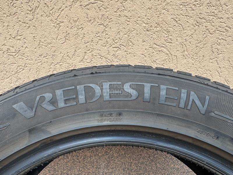 Vredestein 235/55 R19 Zimska
