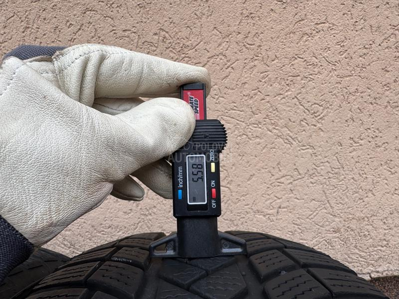 Vredestein 235/55 R19 Zimska