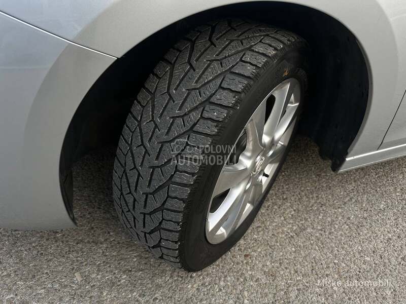 Opel Corsa E 1.2 i Ecoflex Nav