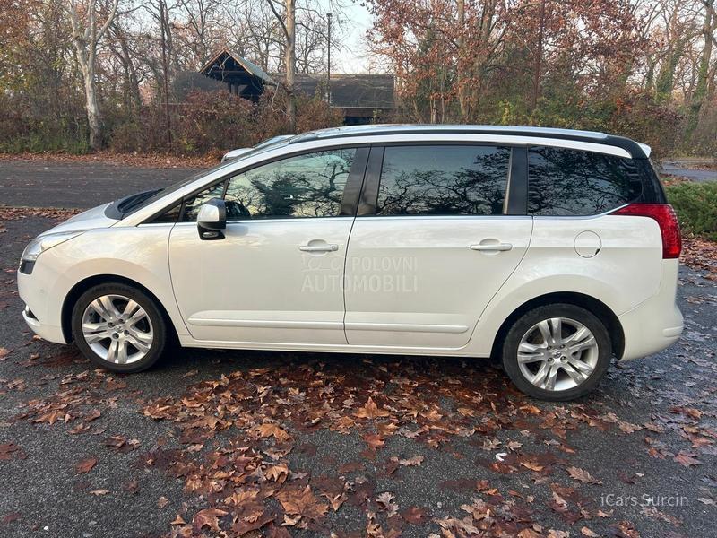 Peugeot 5008 1.6 hdi P.A.N.O.