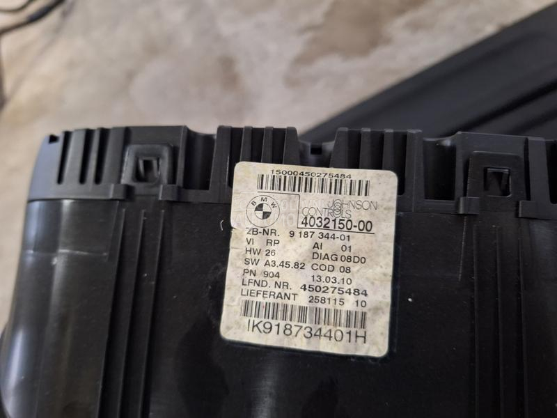 Kilometar sat X1 E84