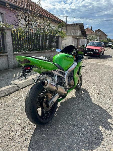 Kawasaki zx6r