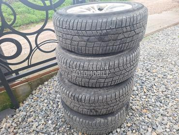 Continental 215/60 R17 Zimska