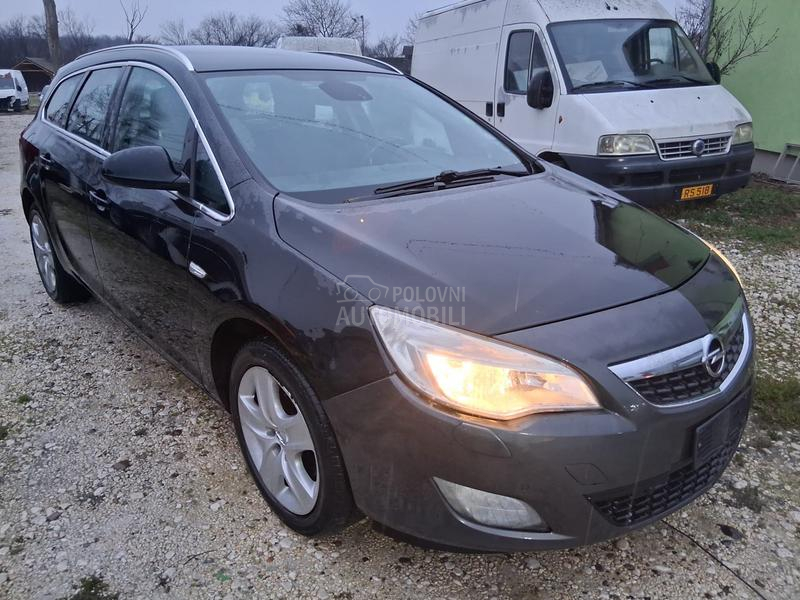 Opel Astra J 1.7 CDTI
