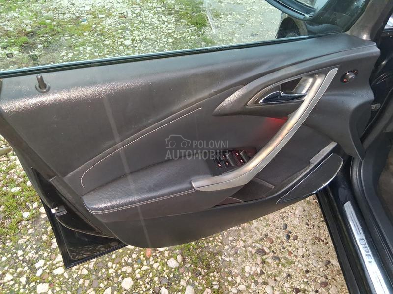 Opel Astra J 1.7 CDTI