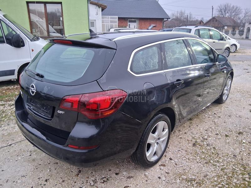 Opel Astra J 1.7 CDTI