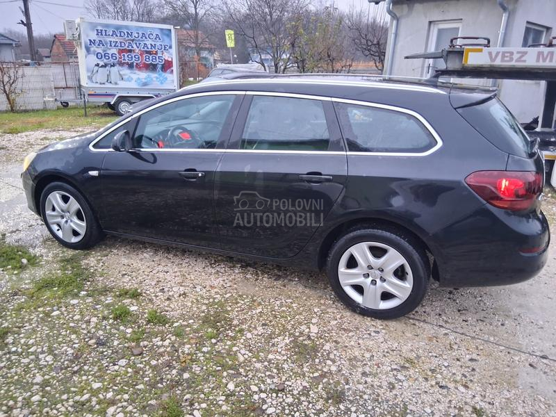 Opel Astra J 1.7 CDTI