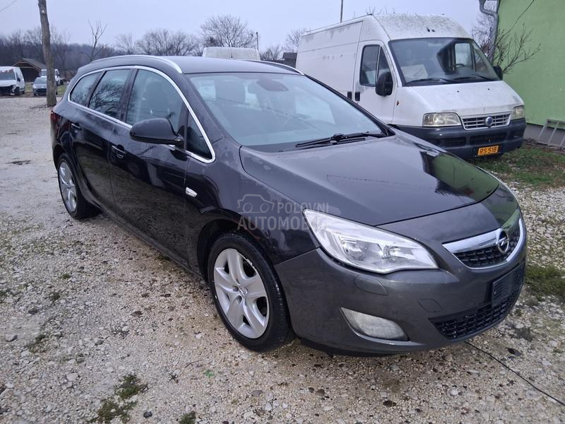 Opel Astra J 1.7 CDTI