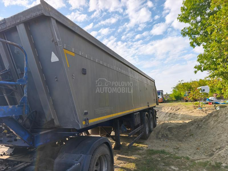 Schwarzmuller HKS 3/E