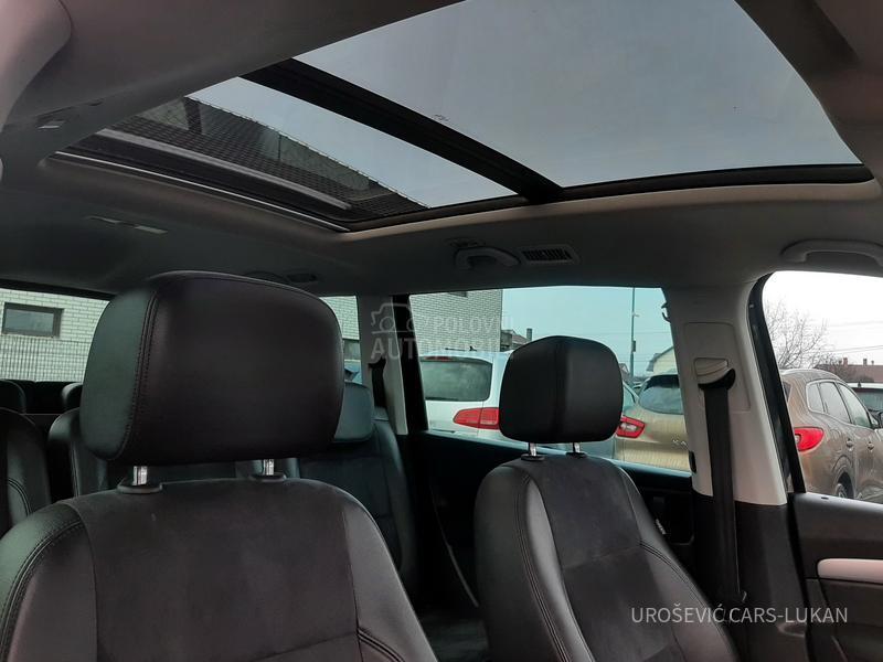 Volkswagen Sharan 7 mesta TDI DSG CH