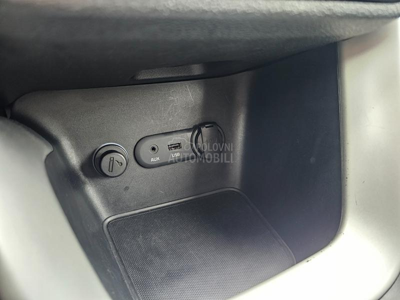 Kia cee`d 1.4 crdi /90 k s/