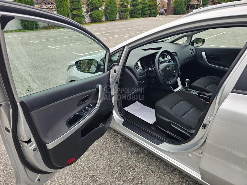 Kia cee`d 1.4 crdi /90 k s/