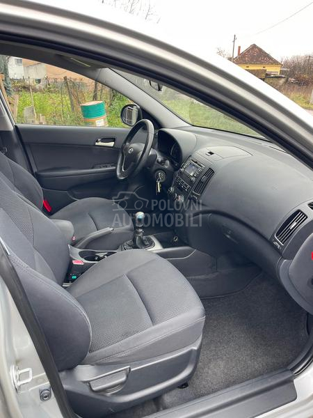 Hyundai i30 1.6