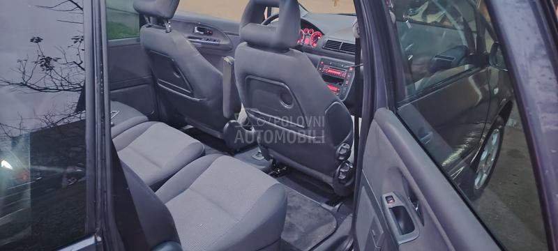 Seat Alhambra 4motion