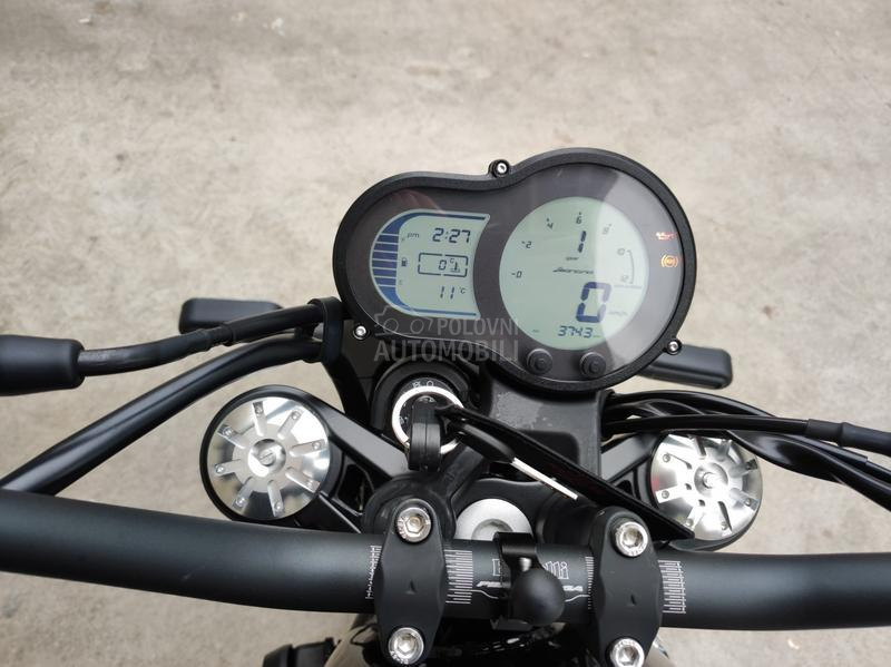 Benelli Leoncino 500