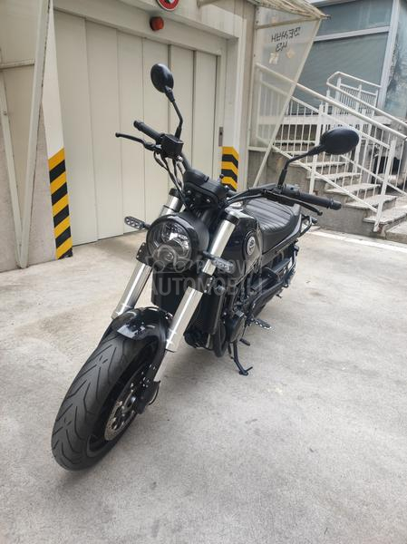 Benelli Leoncino 500