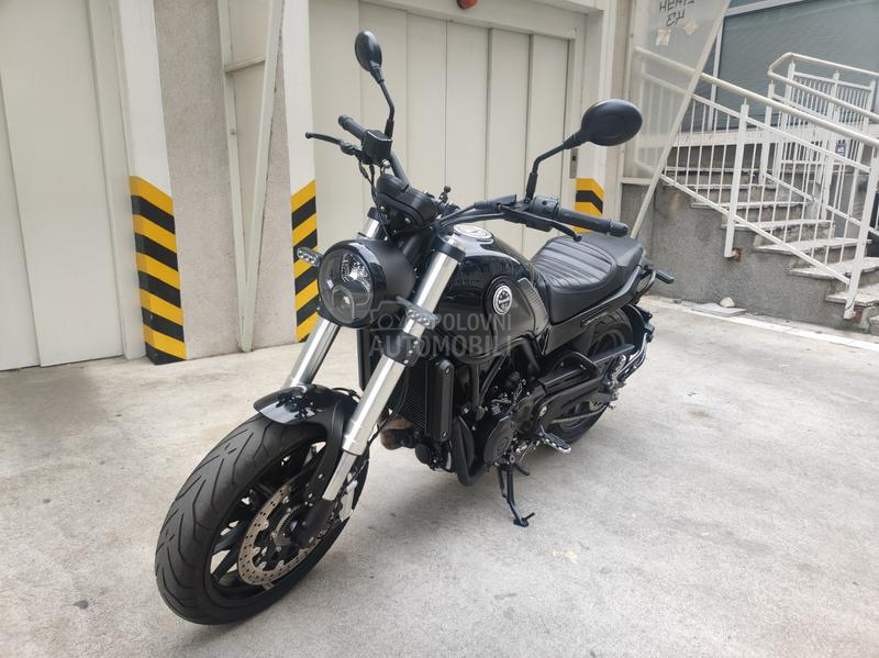 Benelli Leoncino 500