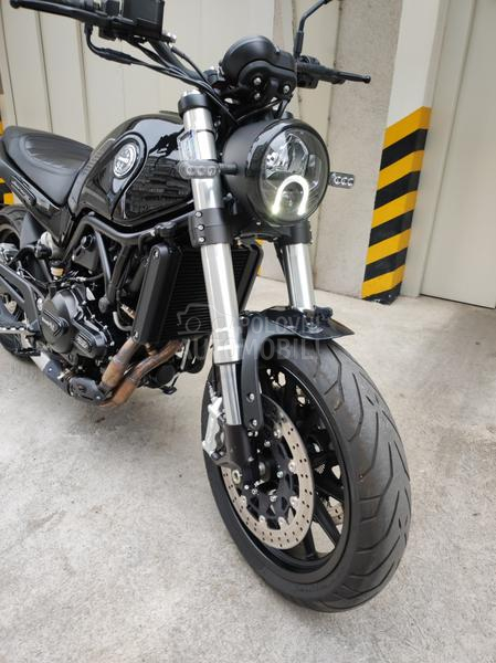 Benelli Leoncino 500