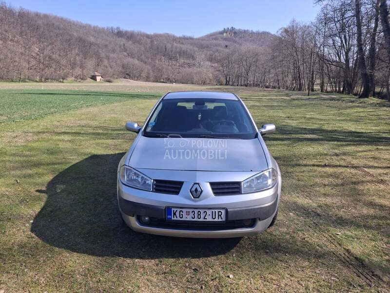 Renault Megane 1.6 T.E.K. R.E.G.