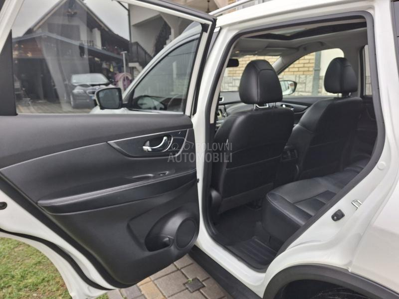 Nissan X-Trail 1.6 dci TEKNA