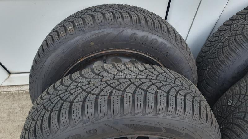 Goodyear 185/65 R15 Zimska