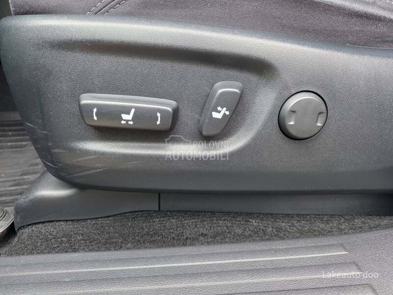 Toyota Land Cruiser 2.8 D-4D Teretno N1