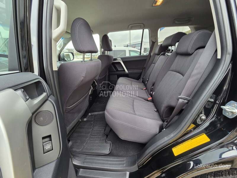 Toyota Land Cruiser 2.8 D-4D Teretno N1