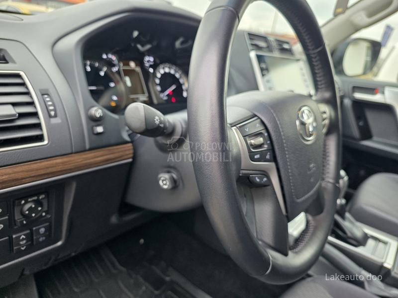 Toyota Land Cruiser 2.8 D-4D Teretno N1