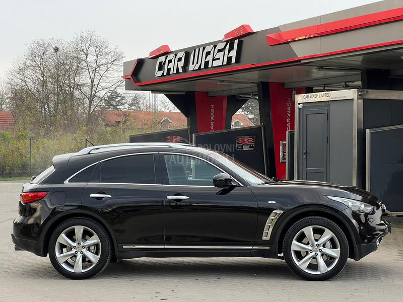 Infiniti FX30 S premium CH