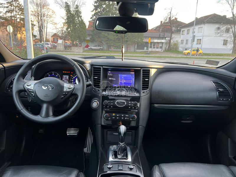 Infiniti FX30 S premium CH
