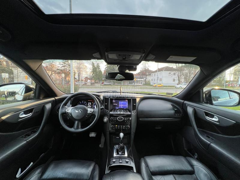 Infiniti FX30 S premium CH