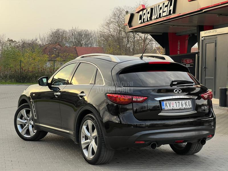 Infiniti FX30 S premium CH