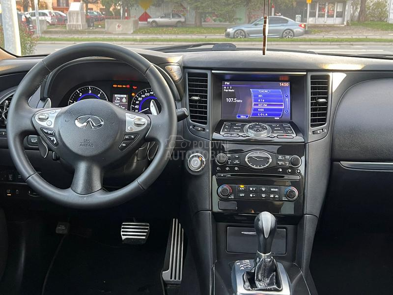 Infiniti FX30 S premium CH
