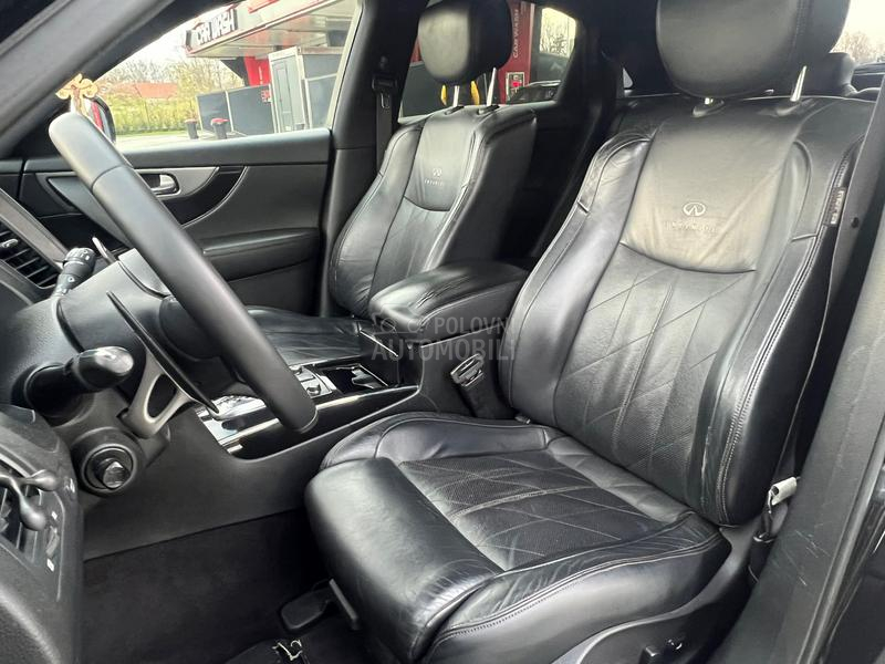 Infiniti FX30 S premium CH