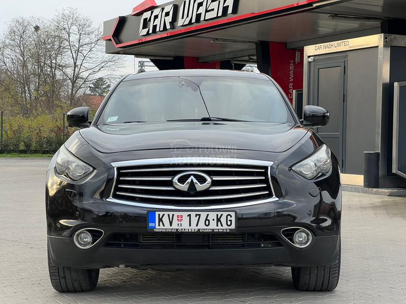 Infiniti FX30 S premium CH