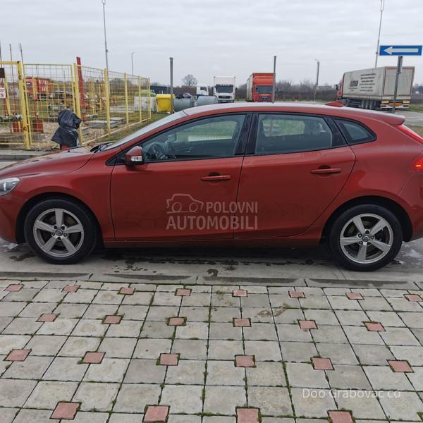 Volvo V40 1.6 d2 autom