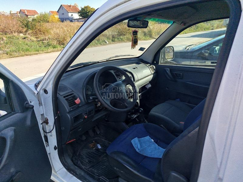 Peugeot Partner H.i.t.n.o