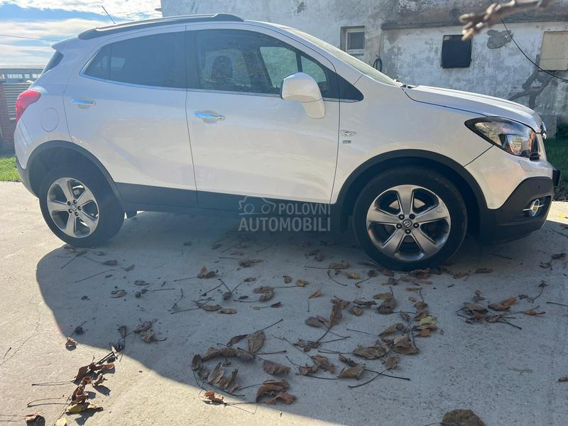 Opel Mokka bela 2013. god. -  kompletan auto u delovima