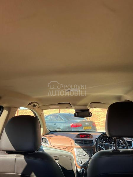 Opel Mokka bela 2013. god. -  kompletan auto u delovima