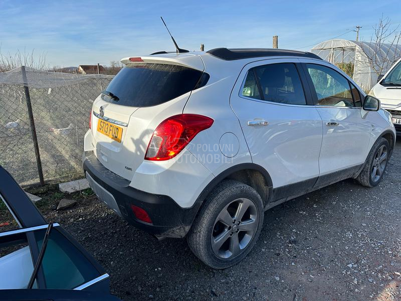 Opel Mokka bela 2013. god. -  kompletan auto u delovima