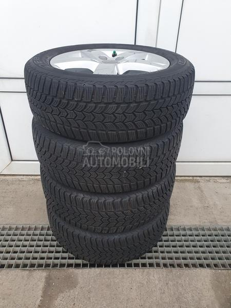 Debica 205/55 R16 Zimska
