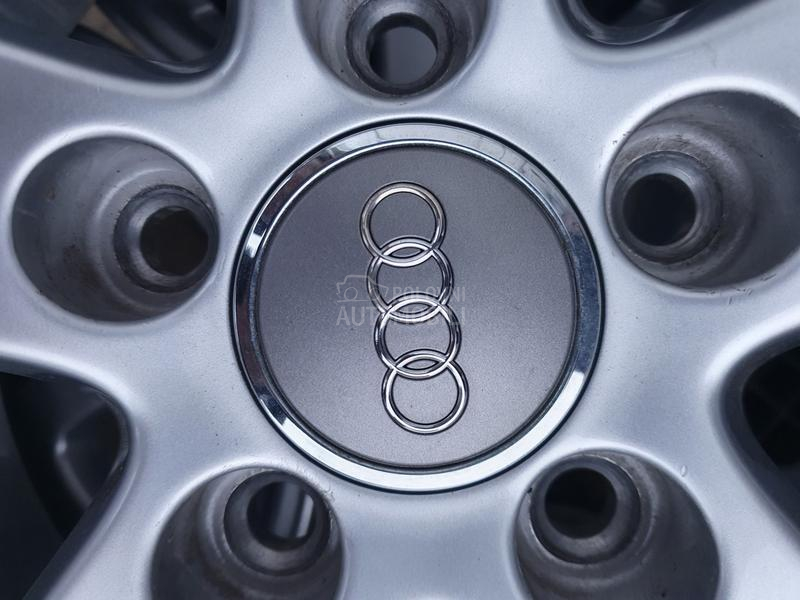 Debica 205/55 R16 Zimska