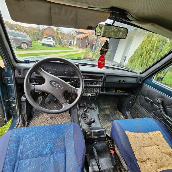 Lada Niva 1700