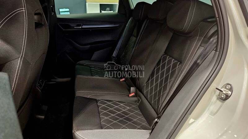 Škoda Karoq Sport. PLUS DSG
