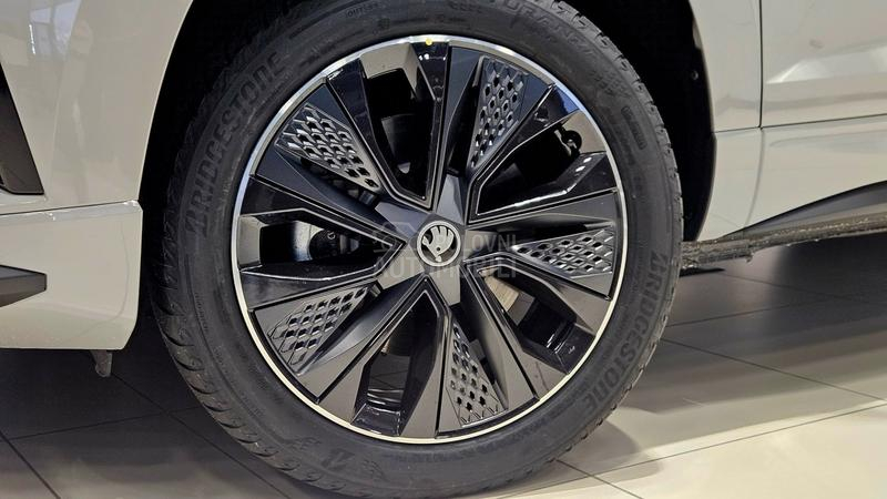 Škoda Karoq Sport. PLUS DSG