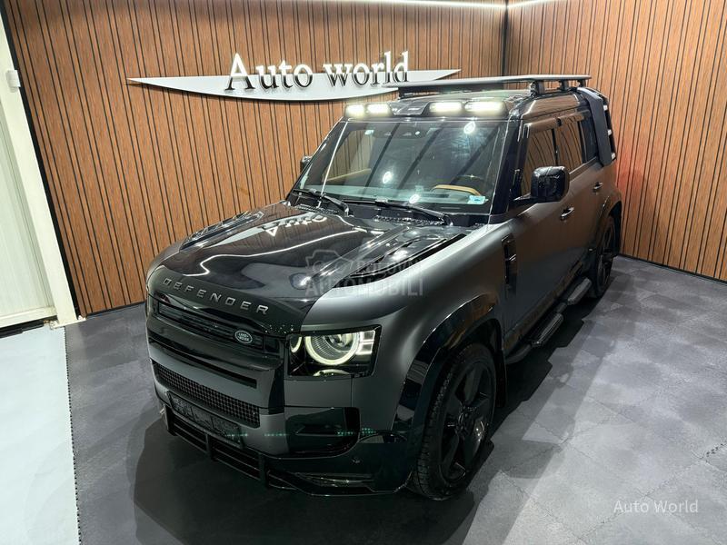 Land Rover Defender 