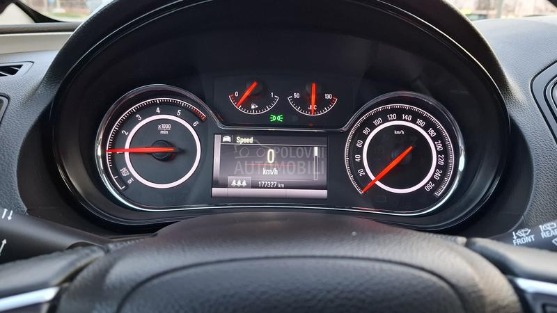 Opel Insignia COSMO 1/1