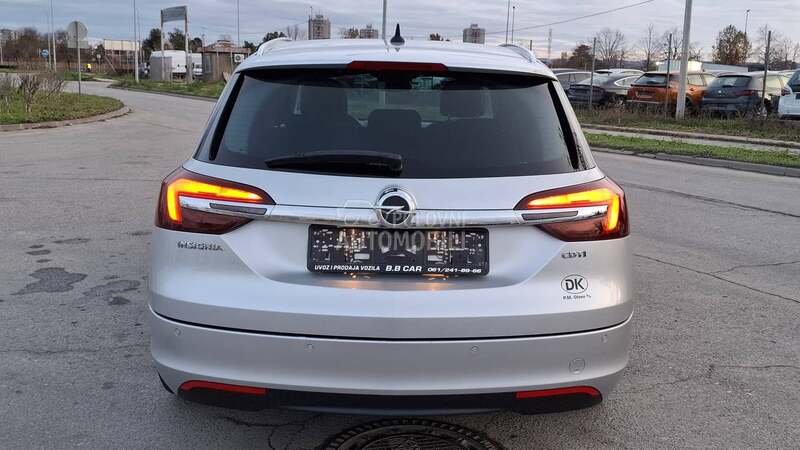 Opel Insignia COSMO 1/1