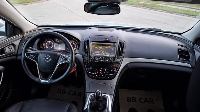 Opel Insignia COSMO 1/1