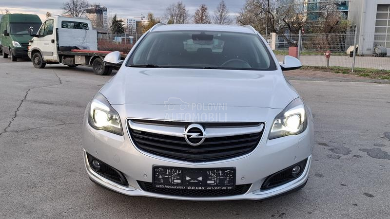 Opel Insignia COSMO 1/1